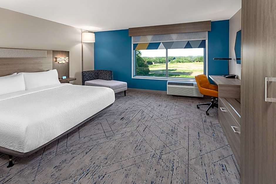 Holiday Inn Express Reedsburg Dells Area By IHG