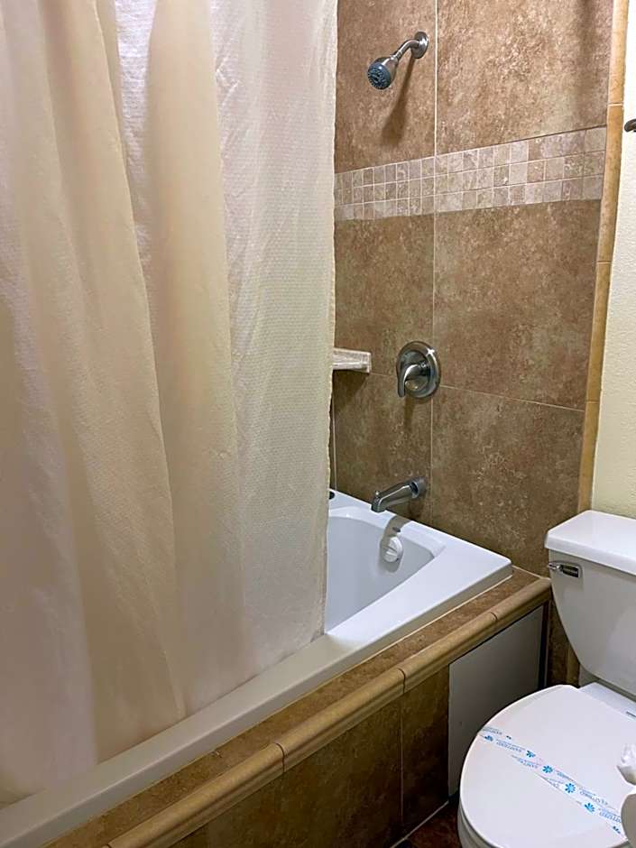 Riverside Inn & Suites Santa Cruz