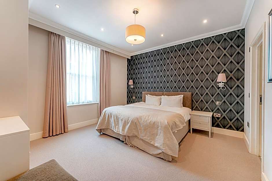 Ashburn Court Apartments