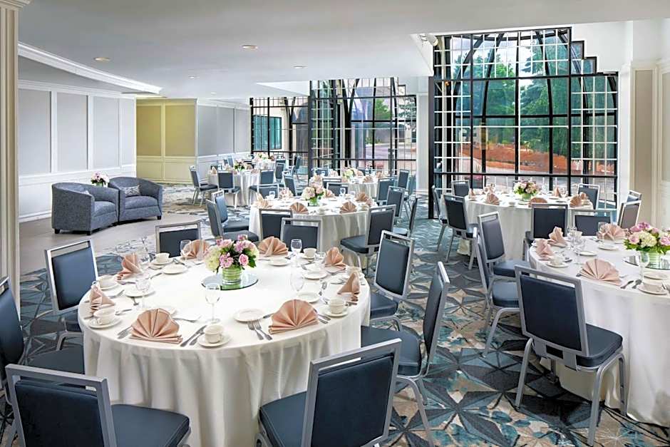 DoubleTree by Hilton Nashua