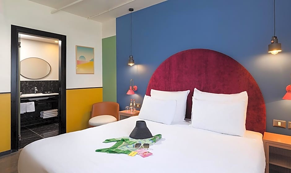 Photo 1 of 50 of PLAY Seaport Suite Hotel TLV