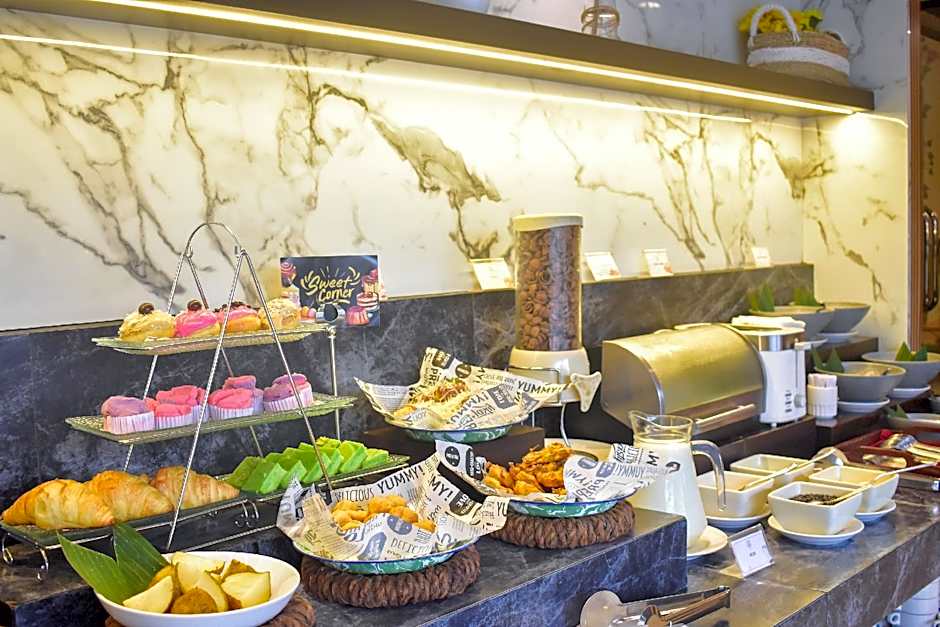 Hotel 88 Embong Kenongo by WH