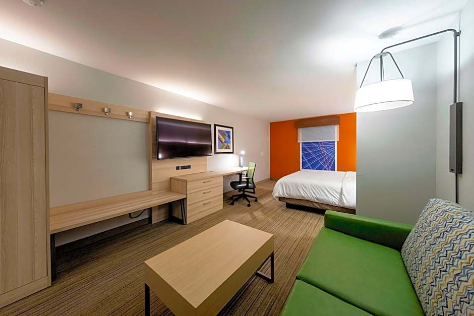 Holiday Inn Express Hotel & Suites Petersburg/Dinwiddie By IHG