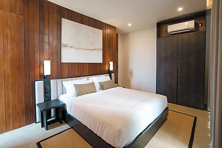 The Seis Villa