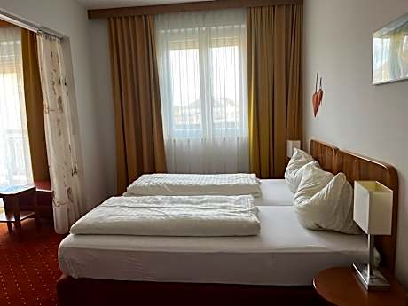 Double or Twin Room with View