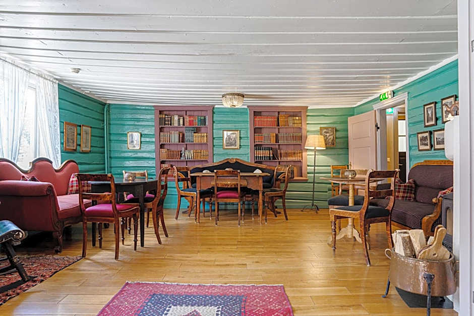 Kleivstua Hotel near Krokskogen