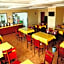 GreenTree Inn Zhejiang Shaoxing Xinchang Buddha Express Hotel