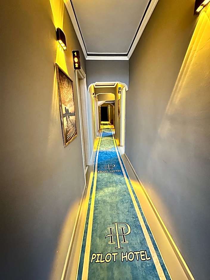 pilot hotel