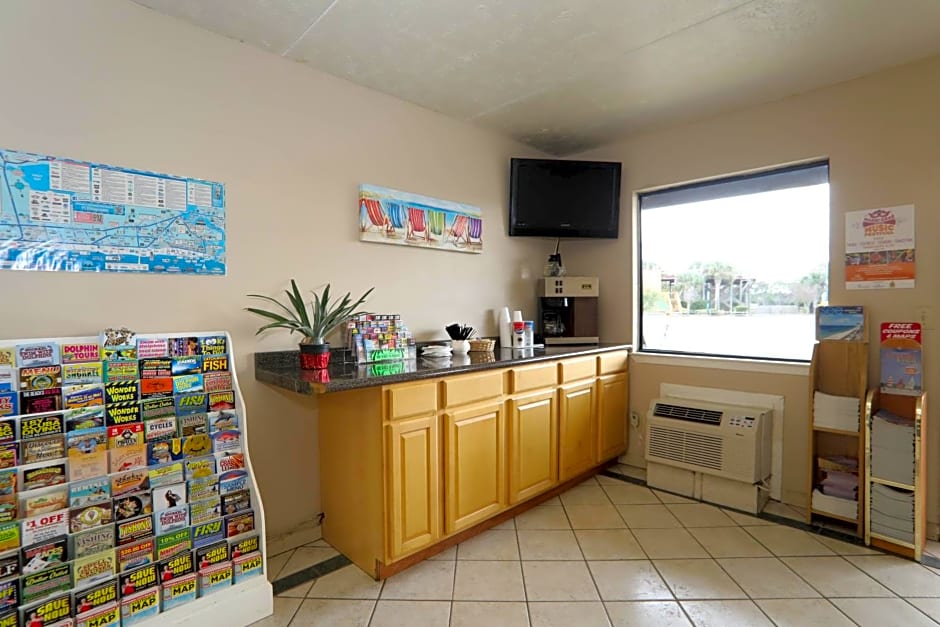 Executive Inn - Panama City Beach