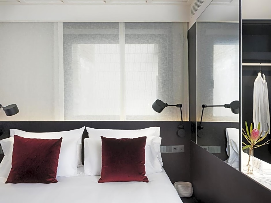 Yurbban Ramblas Boutique Hotel