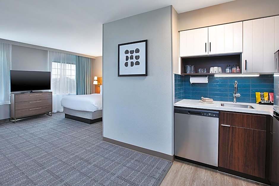 Staybridge Suites Bismarck By IHG