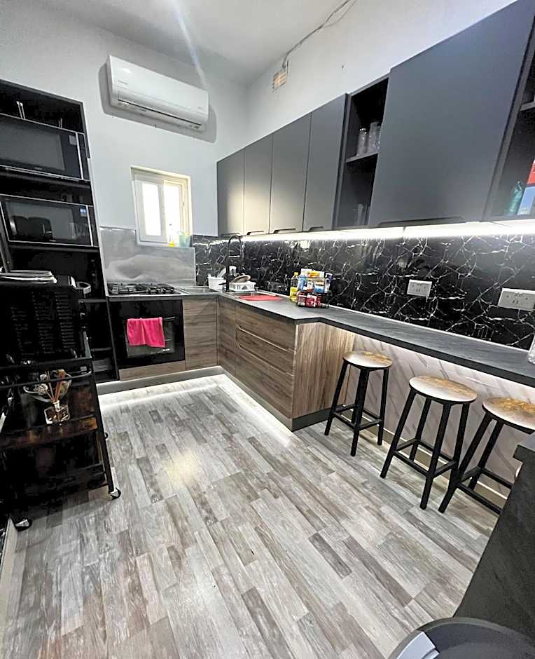 Bookarest Hostel Malta