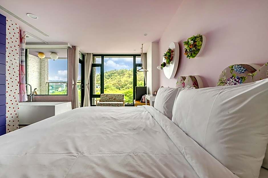 Han Yan Design Hotel