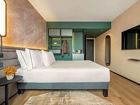 Superior Room with Sofa Bed