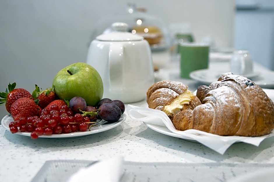 Le Mirage boutique II