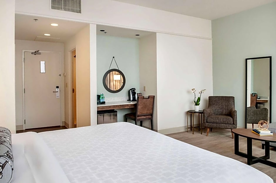 St Charles Coach House, Ascend Hotel Collection