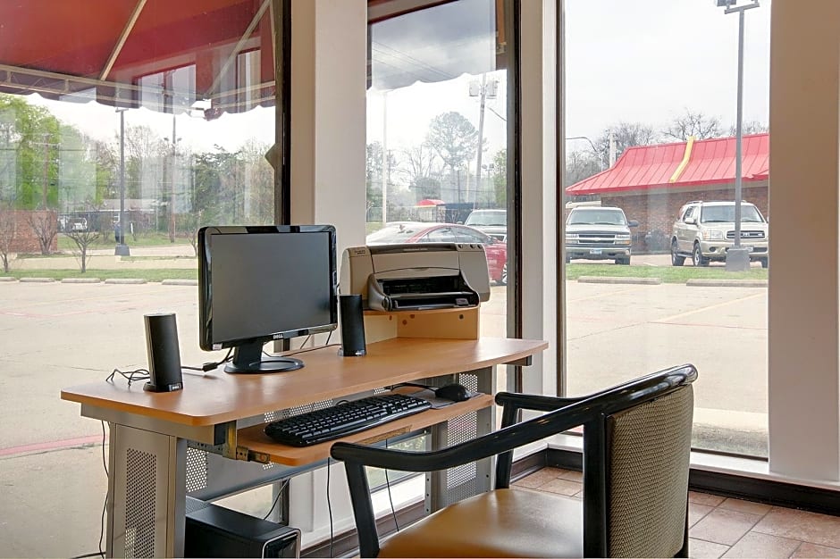 Americas Best Value Inn Longview