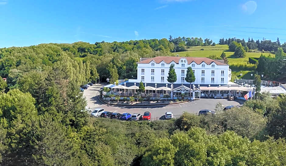 Photo 1 of 50 of Hotel Du Golf