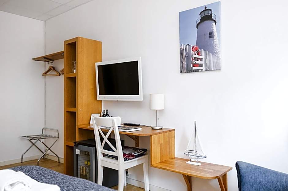 Port Hotel