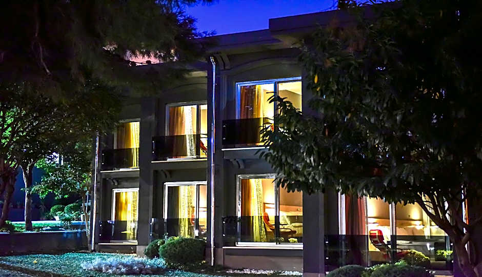 Denizatı Plus Hotel