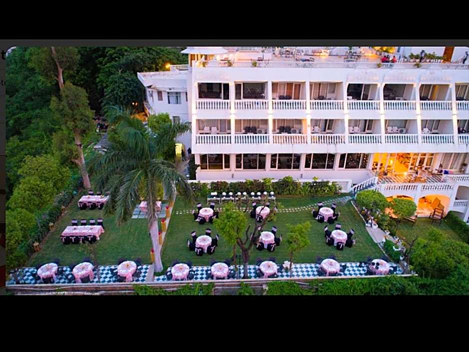 Hotel Hill Top Palace