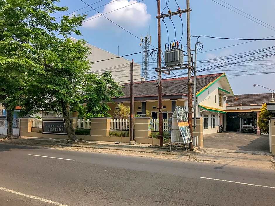 Guest House Shafira Syariah RedPartner