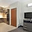 Best Western Plus Waller Hotel