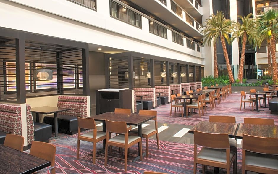 Embassy Suites by Hilton Las Vegas
