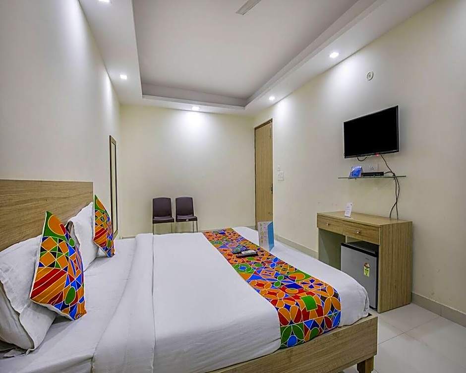 FabHotel Starr Residency – Gurgaon, NY