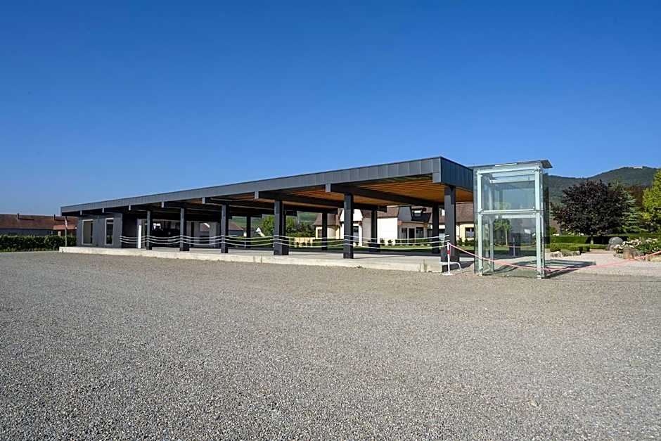 CHATEAU R