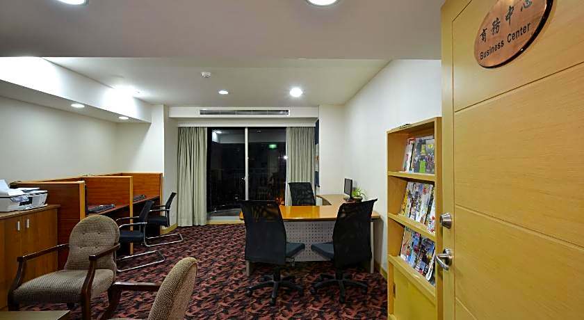 Hotel Regalees