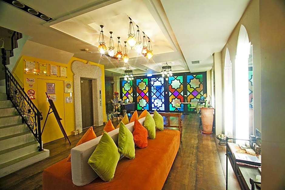 Moroccan Holiday Suite