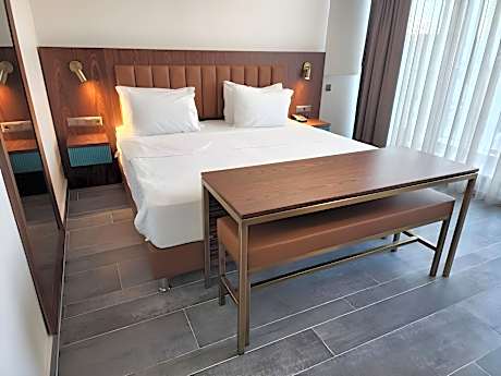 Superior Double Balcony