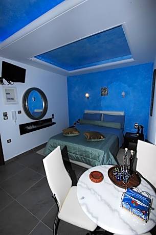 Superior Studio with Mountain View