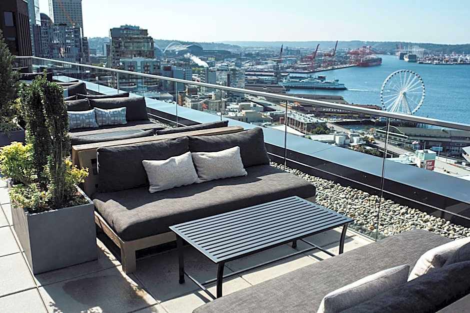 Thompson Seattle by Hyatt