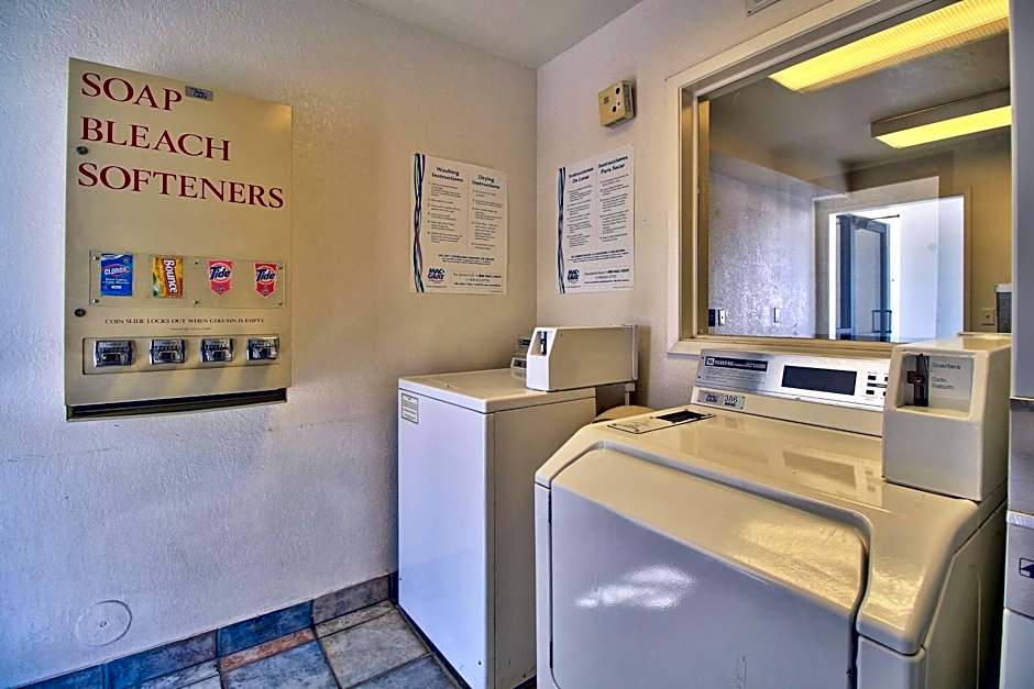 Motel 6-Nogales, AZ - Mariposa Road