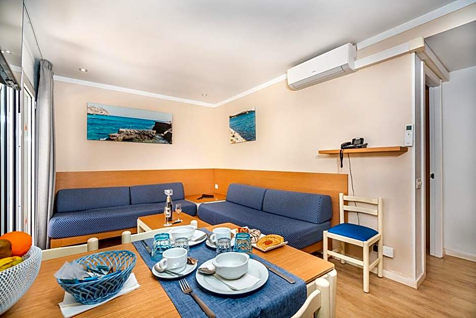Aparthotel Flora