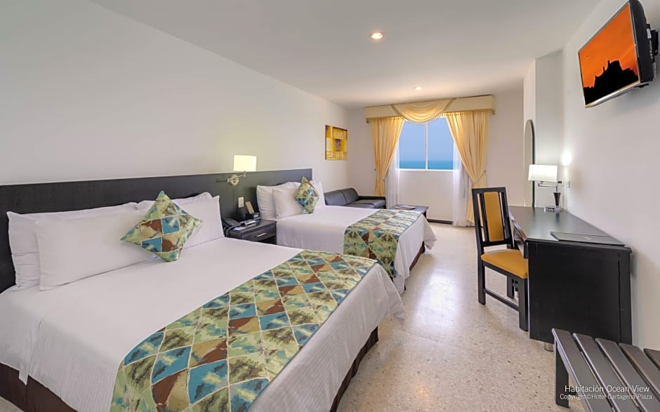 Photo 1 of 2 of Superior, Sea View