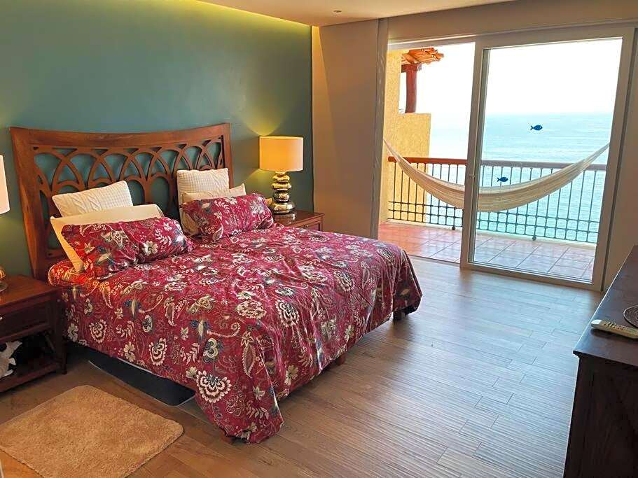 Beachfront Condo in Los Palmares 902 Puerto Vallarta