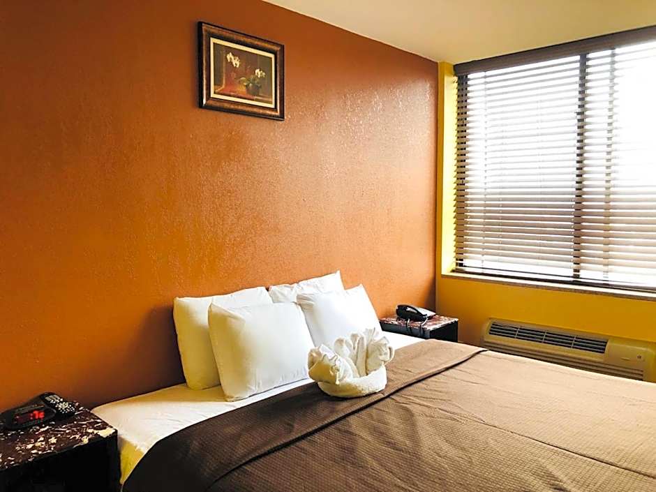 The Vue Express @ 39th Street