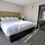 Country Inn & Suites by Radisson, Detroit Lakes, MN