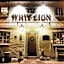 The White Lion, Soberton