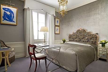 Classic Queen Room