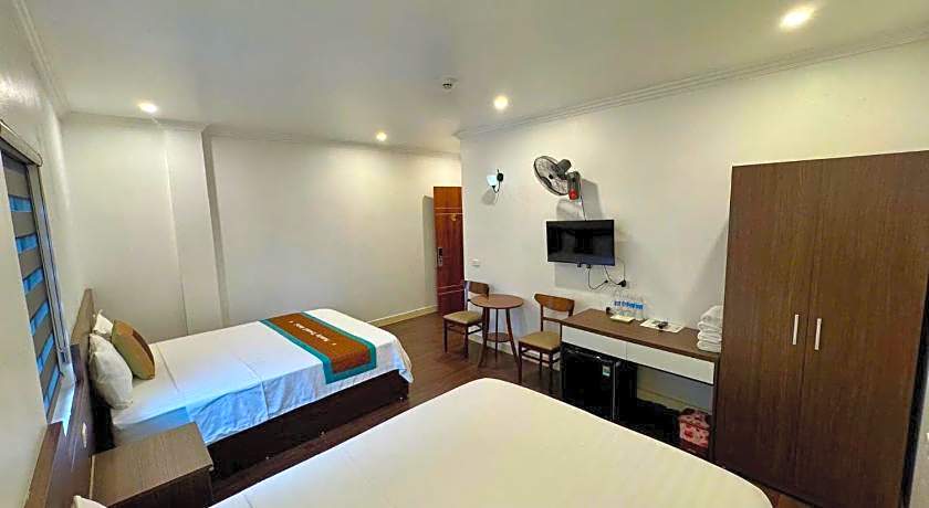 Family Transit Hotel