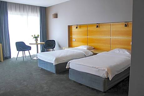 Premium Double or Twin Room with Partial Lake View