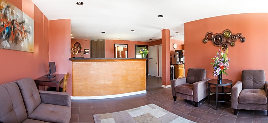 La Luna Inn
