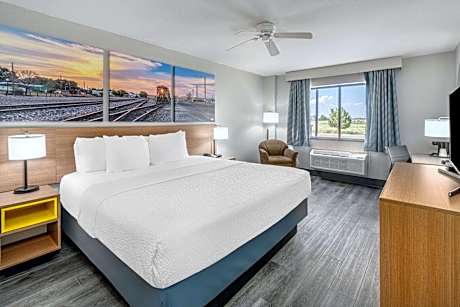 1 King Bed Mobility Accessible Room Non-Smoking