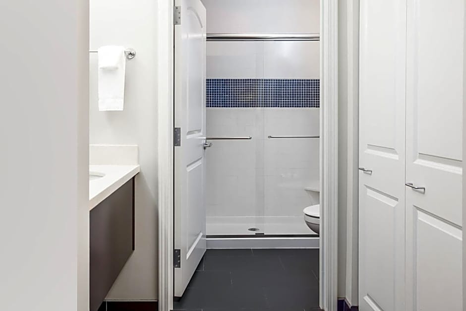 Staybridge Suites Denver- Central Park By IHG