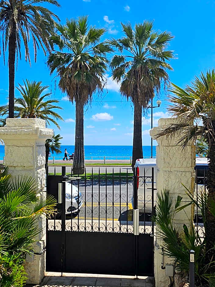 Hotel Flots d'Azur