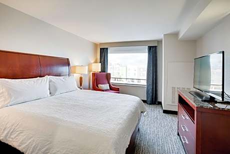 King Suite with Spa Bath